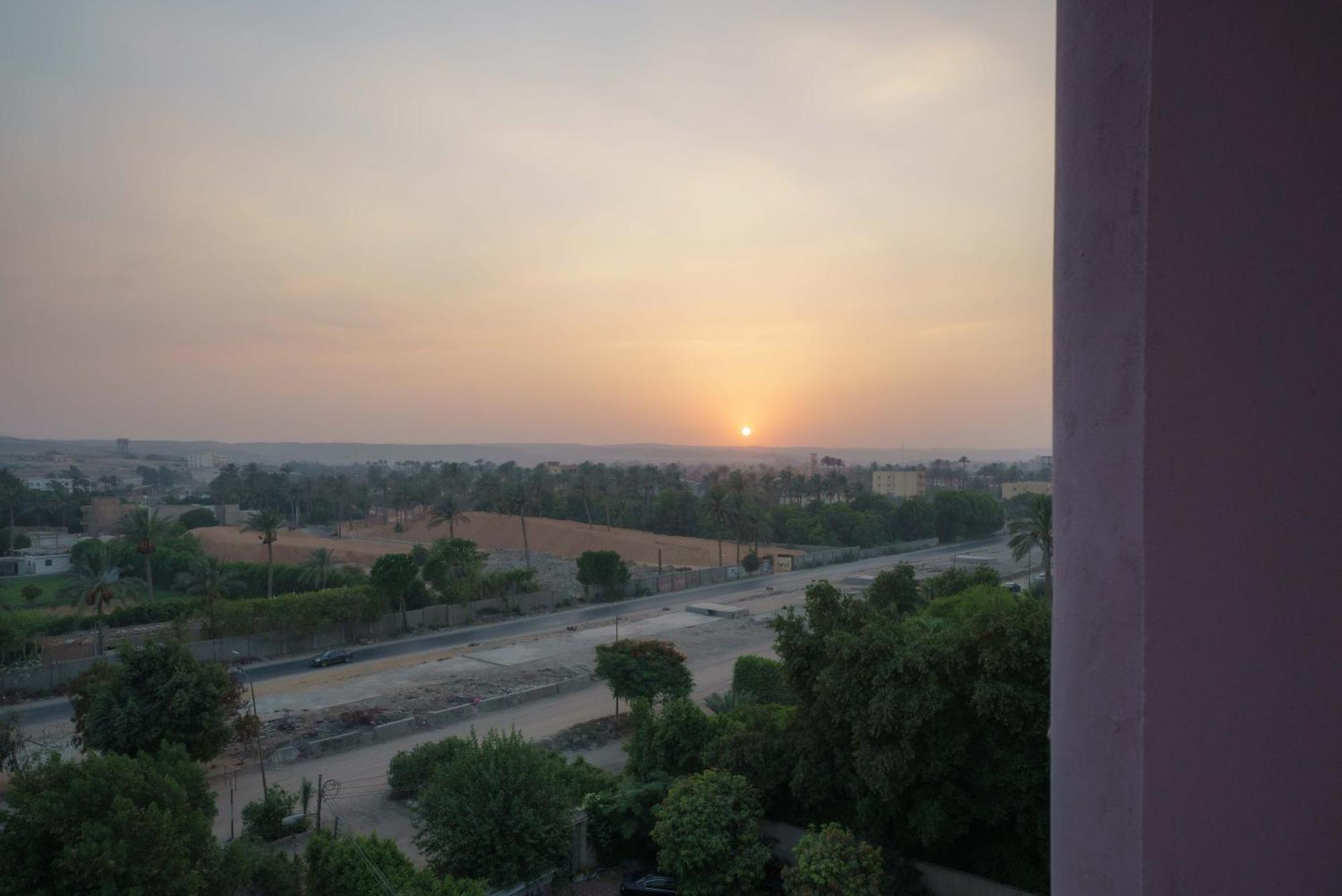 Pyramids Sunshine View Hotell Kafret el-Gabal Exteriör bild